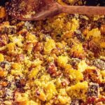 Farofa de Banana: Receita com Calabresa para um Sabor Inesquecível 306506dc-bdfa-46c1-be14-df5b46957c04
